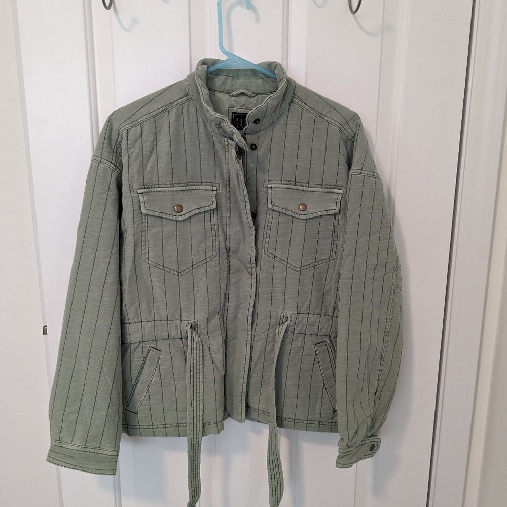 NWOT Gap Quilted Jacket Small